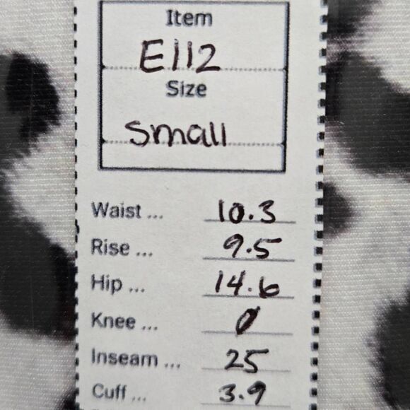 Zumba High Waisted Leopard Print Ankle Leggings Wear it Out White Size S (E112) - Picture 6 of 6